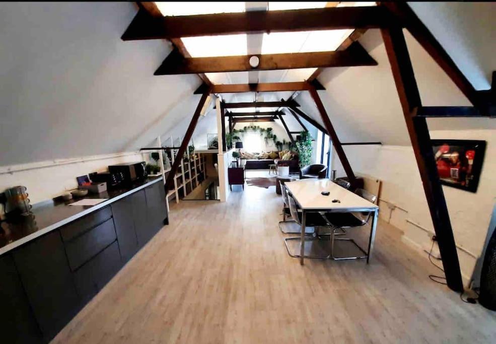 Lovely 1-Bedroom Serviced Apartment In Deal, Kent ภายนอก รูปภาพ